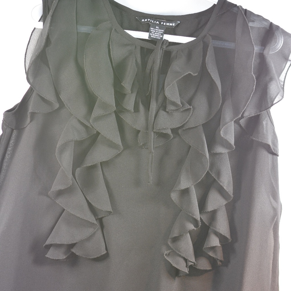 Frilly Black Sleeveless Top XL Antilia Femme